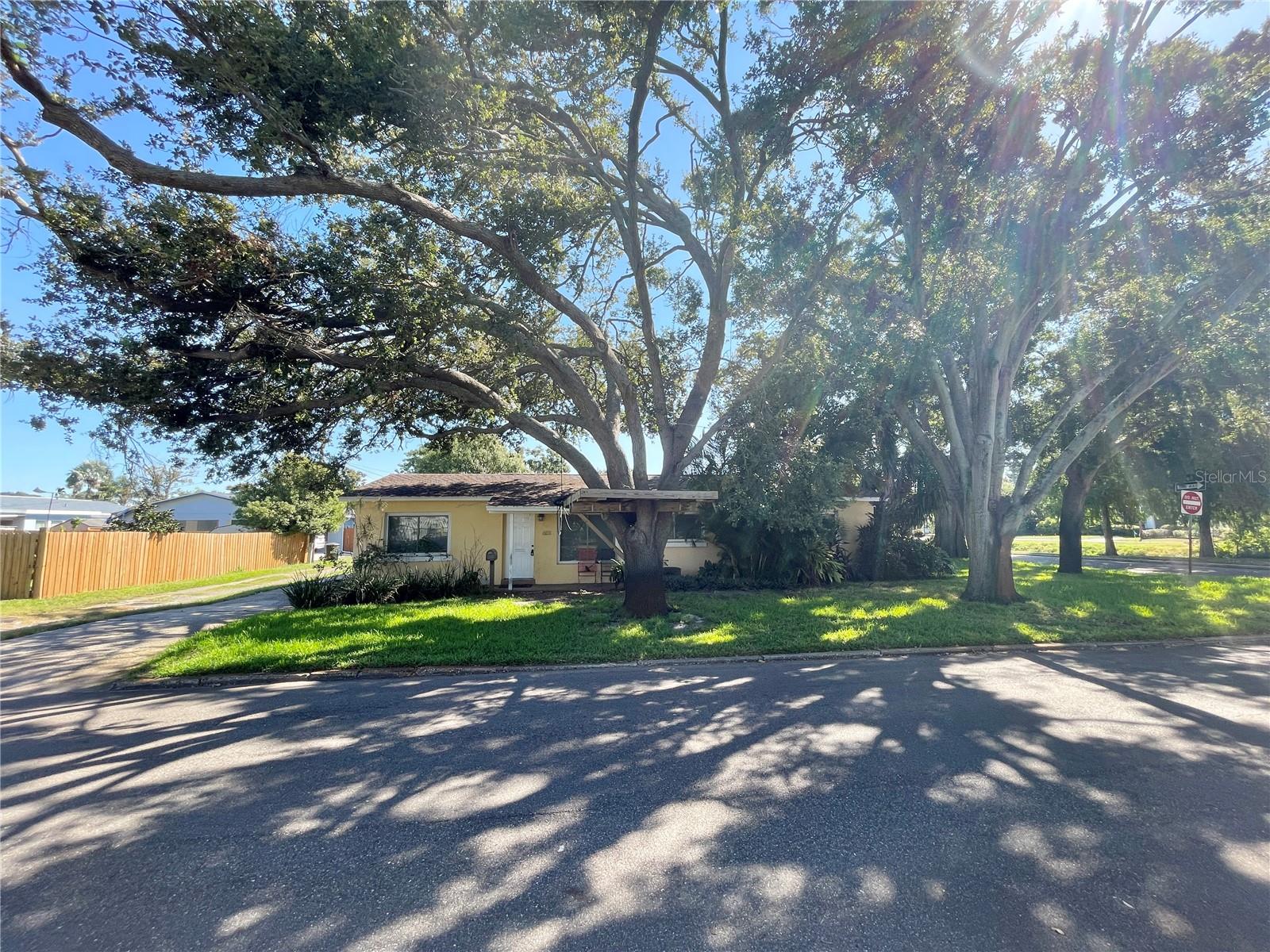 Image 2 of 36 For 601 56th Street N