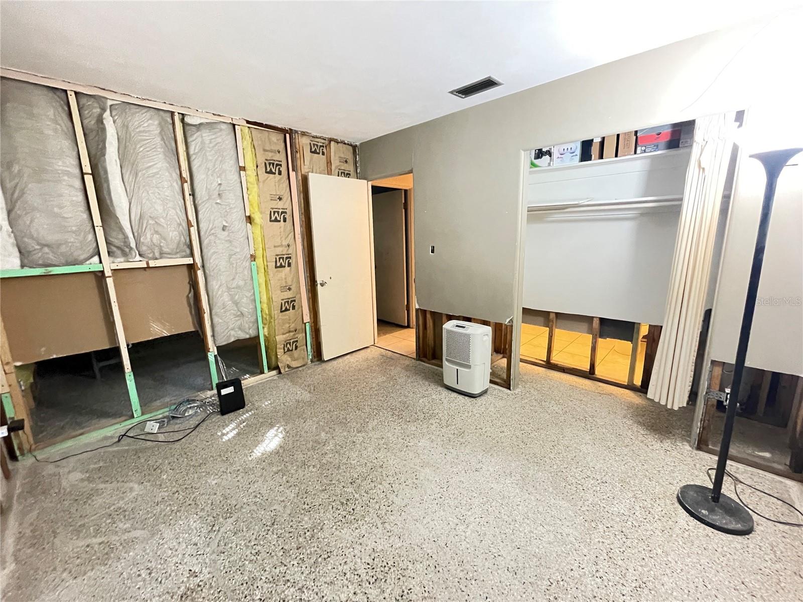 Image 30 of 36 For 601 56th Street N