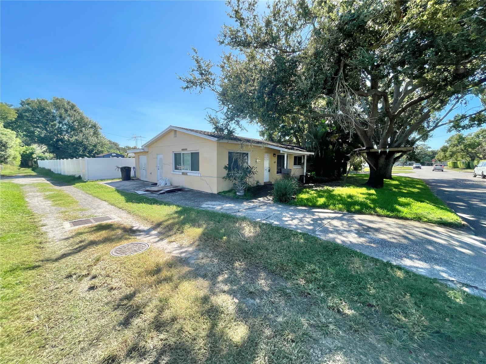 Image 5 of 36 For 601 56th Street N