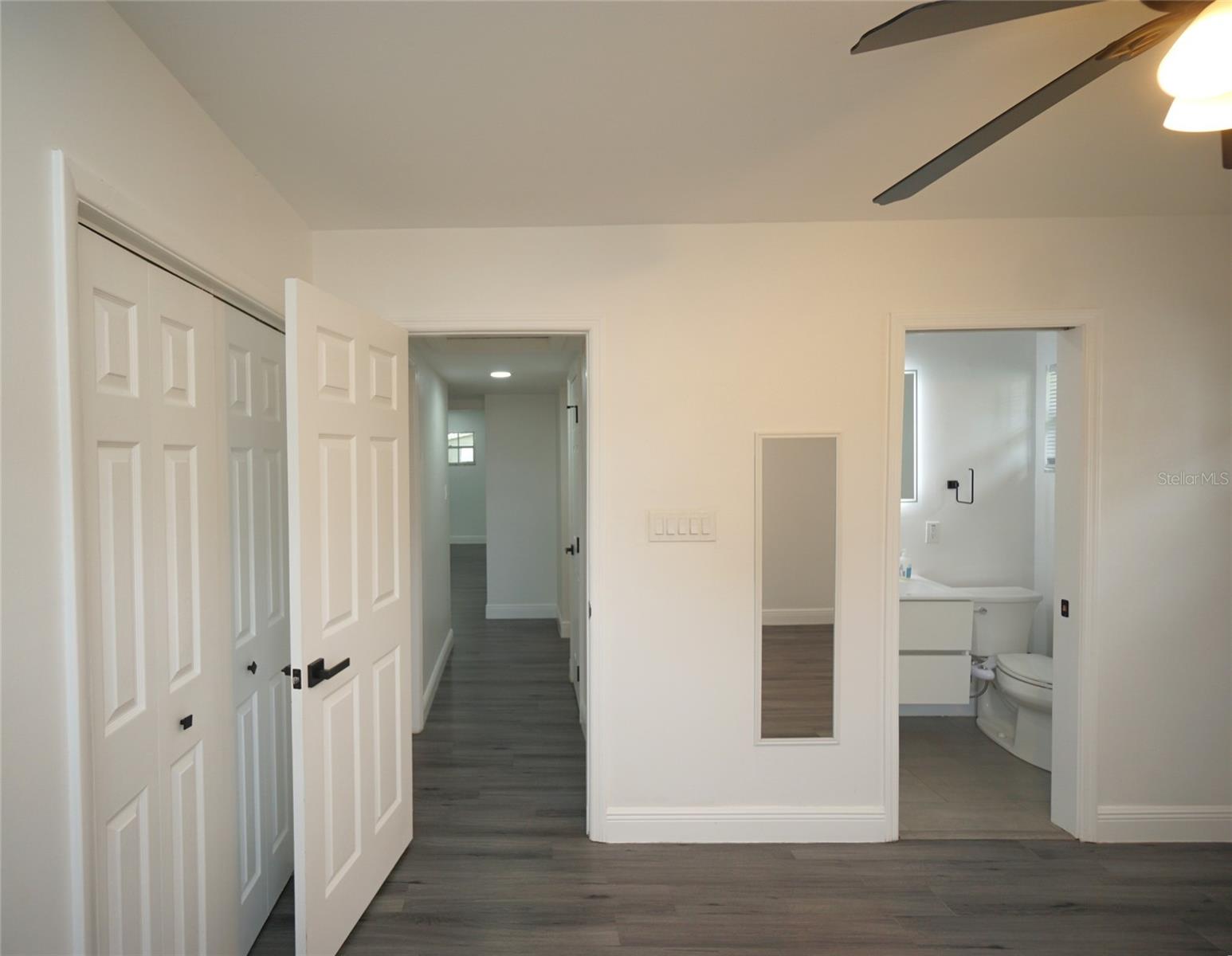 Image 5 of 16 For 4202 Wisconsin Avenue