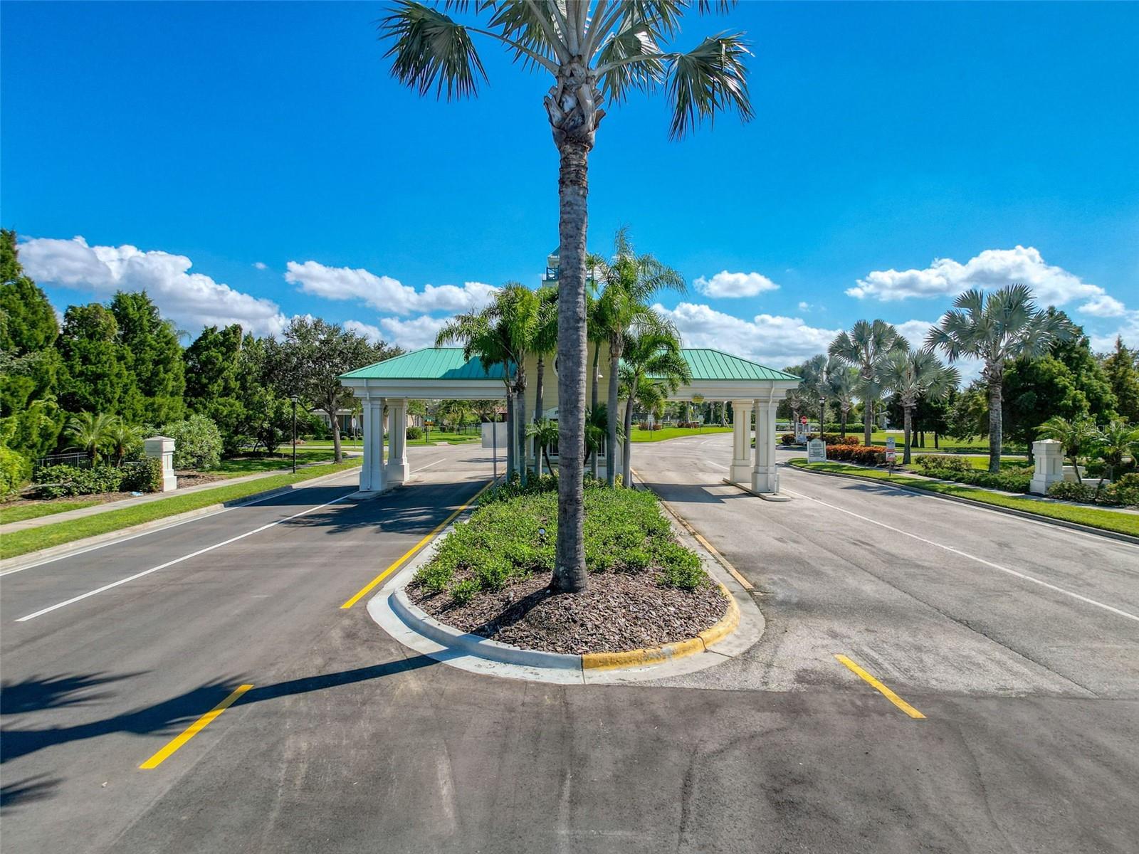 Image 66 of 90 For 335 Cockle Shell Loop