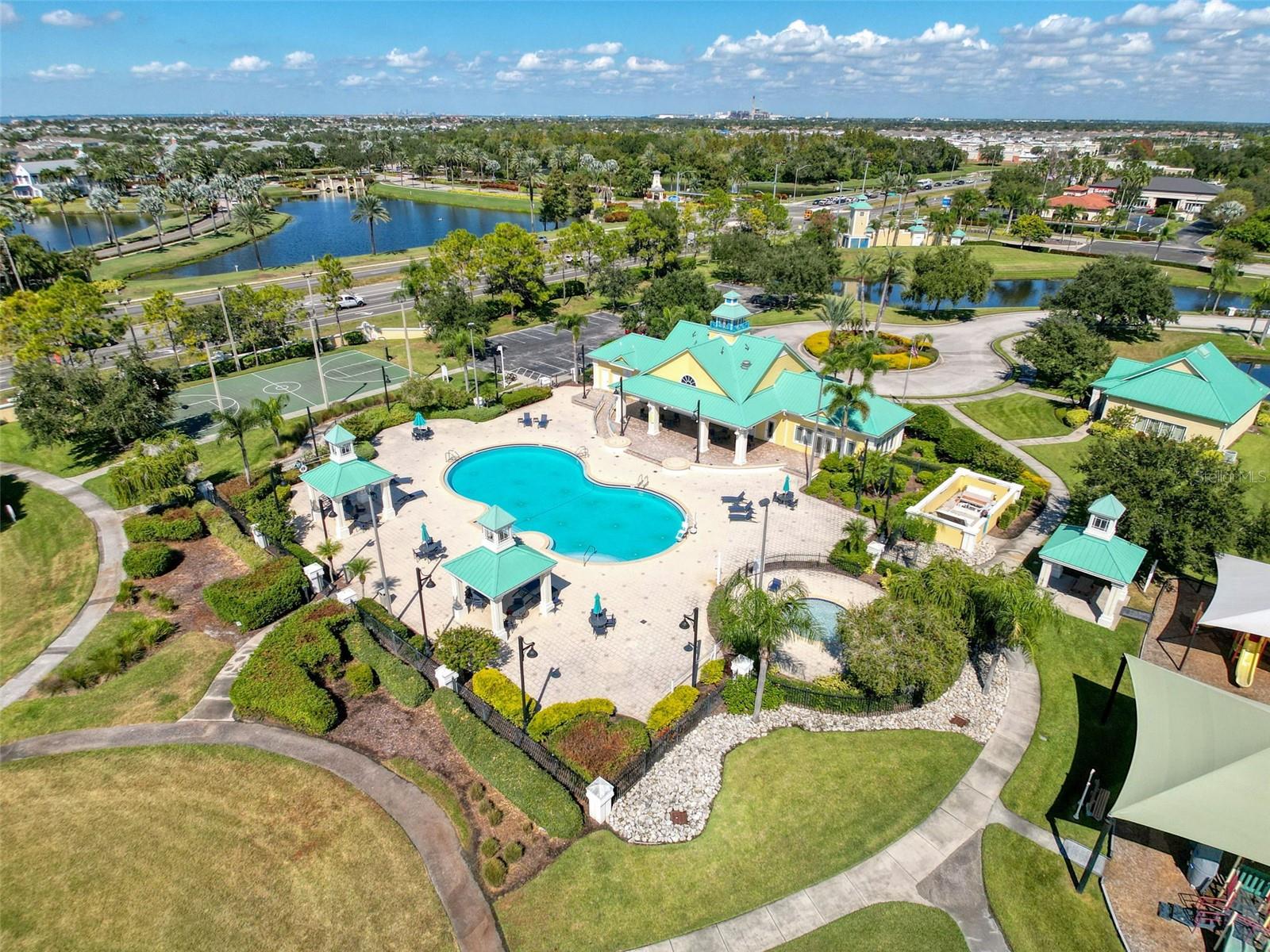 Image 73 of 90 For 335 Cockle Shell Loop