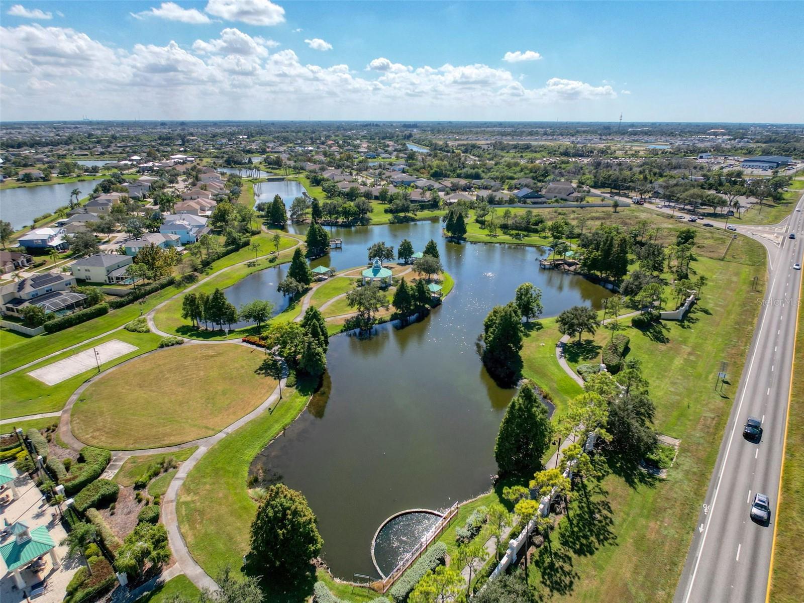 Image 75 of 90 For 335 Cockle Shell Loop
