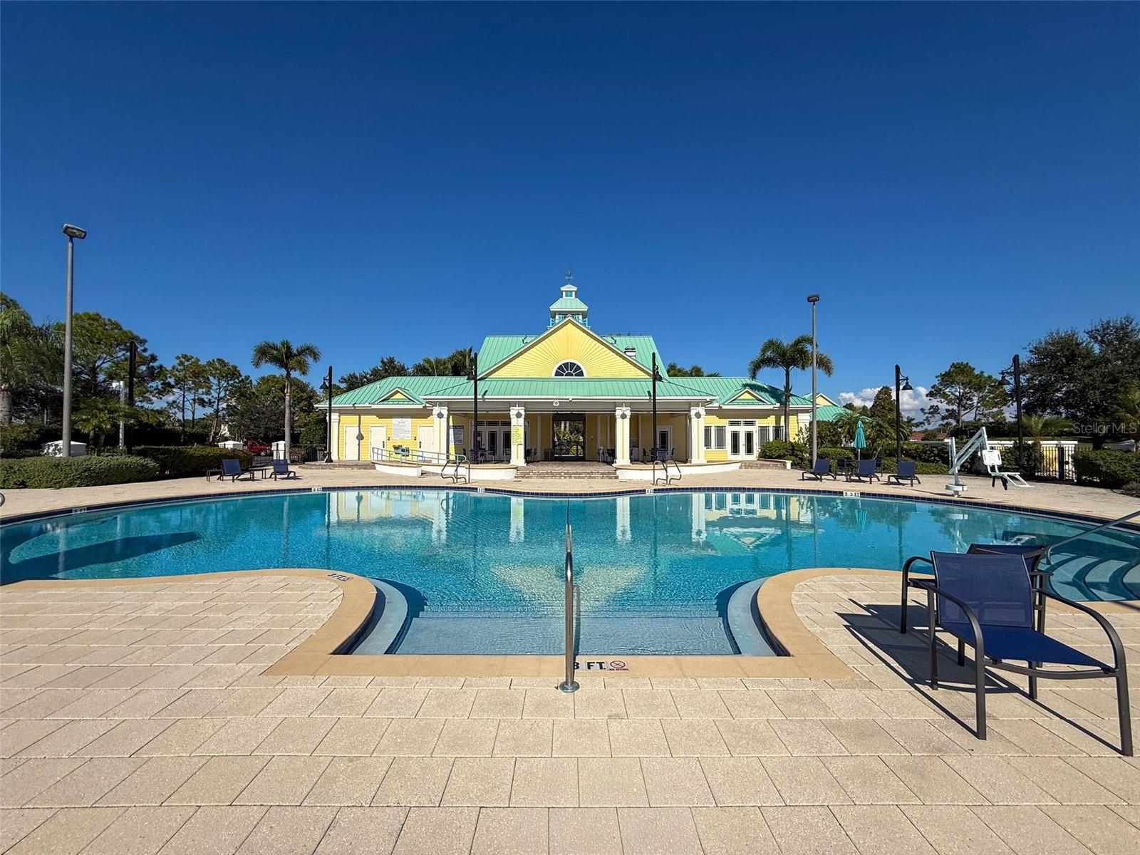 Image 85 of 90 For 335 Cockle Shell Loop