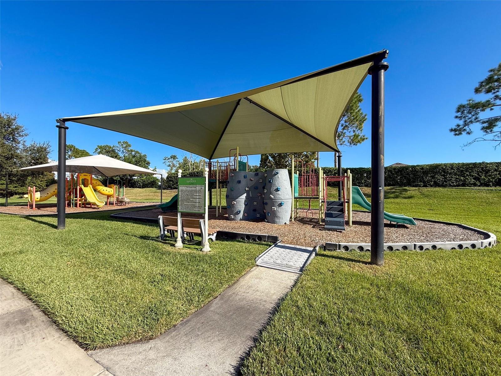 Image 86 of 90 For 335 Cockle Shell Loop