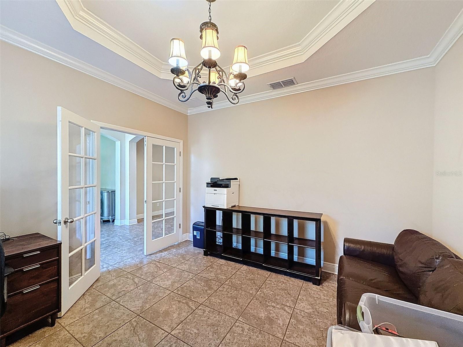 Image 9 of 90 For 335 Cockle Shell Loop