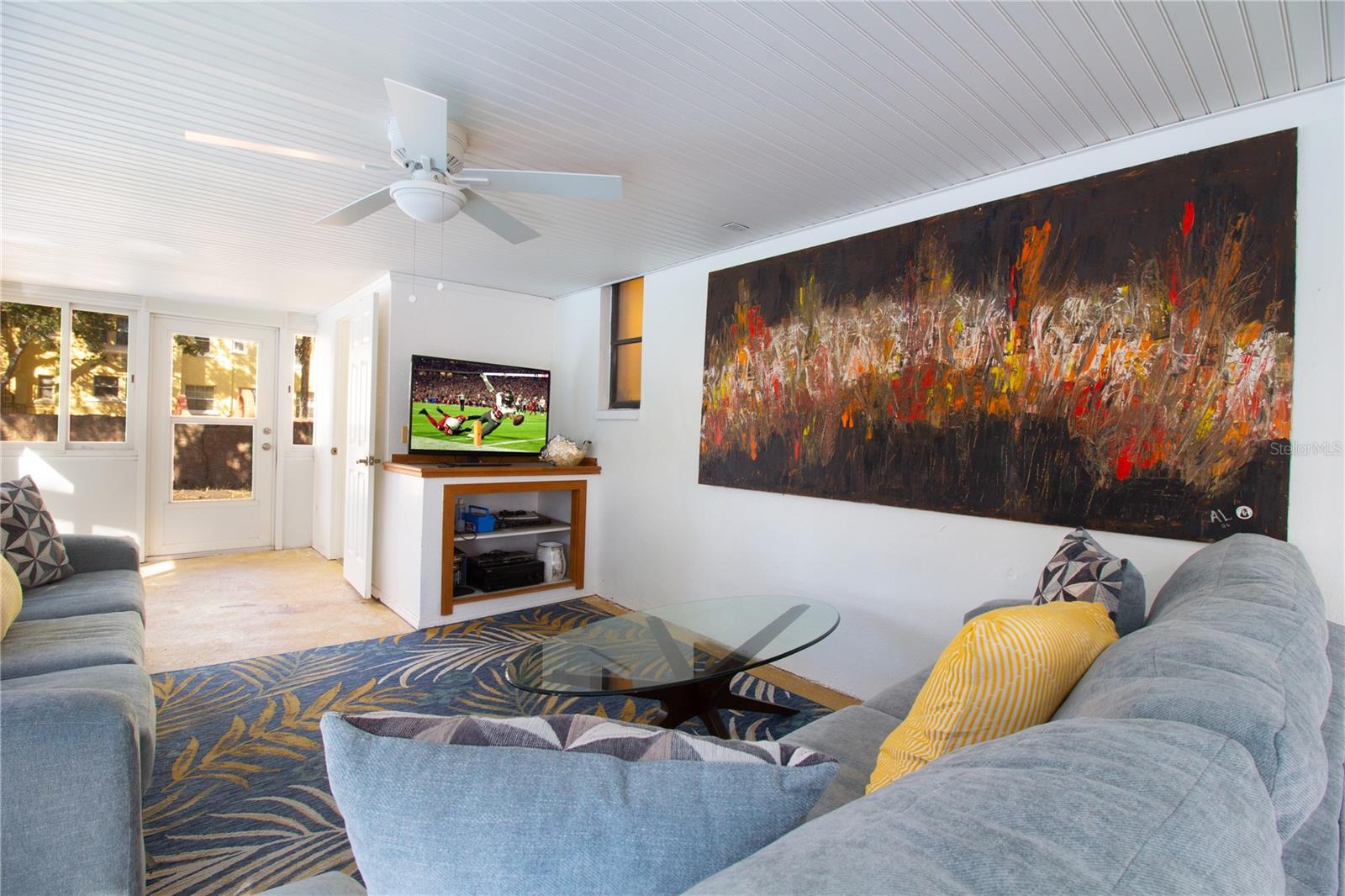 Image 49 of 57 For 547 Oleander Way S