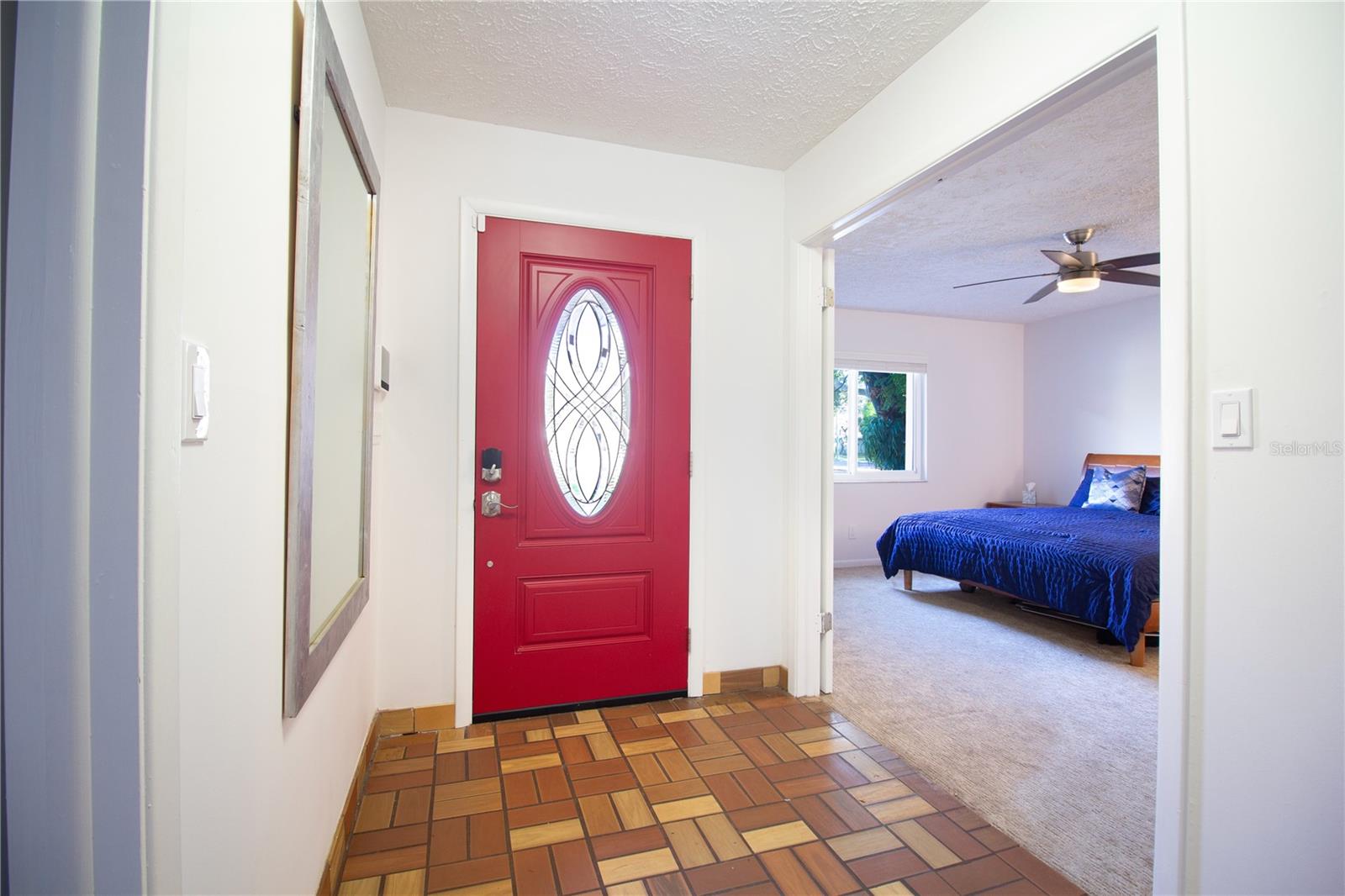 Image 5 of 57 For 547 Oleander Way S