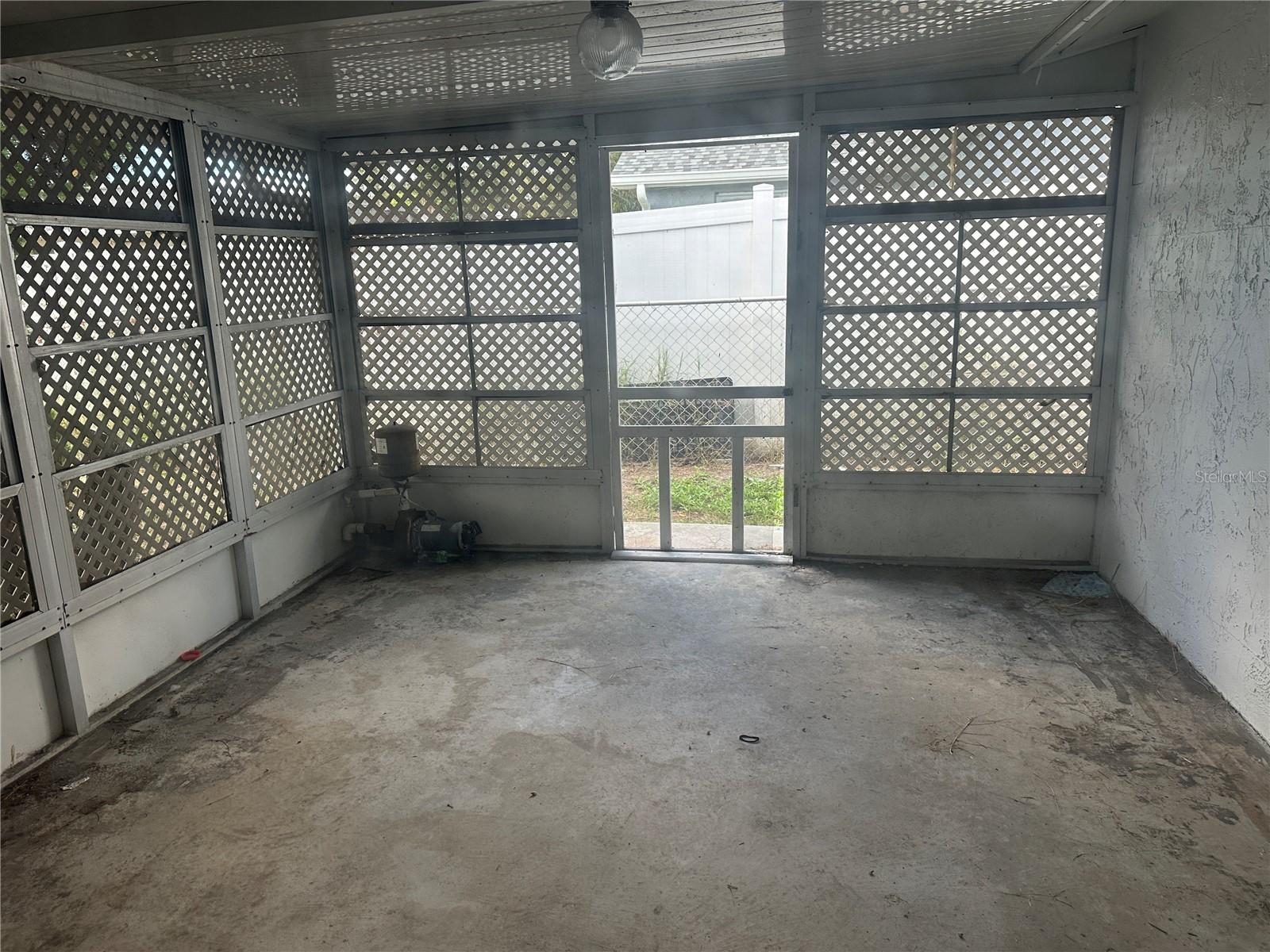 Image 13 of 17 For 9741 Scenic Drive