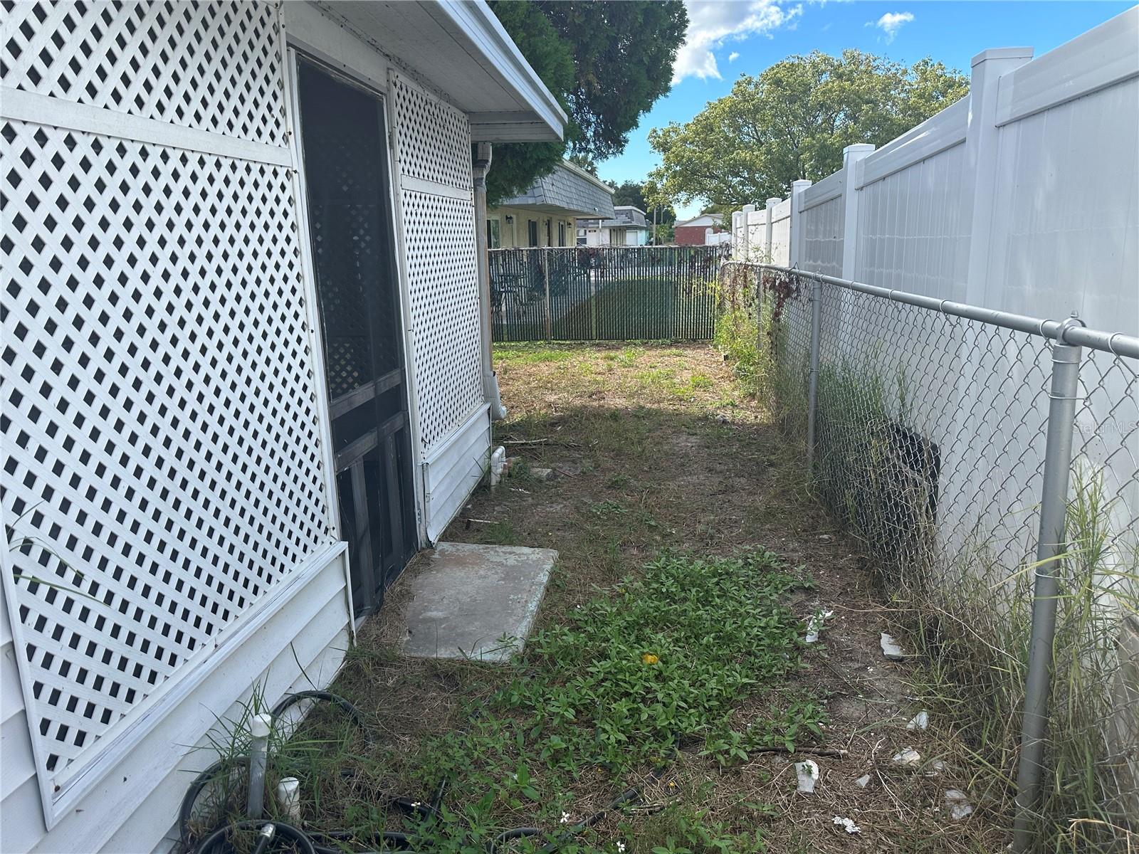 Image 15 of 17 For 9741 Scenic Drive