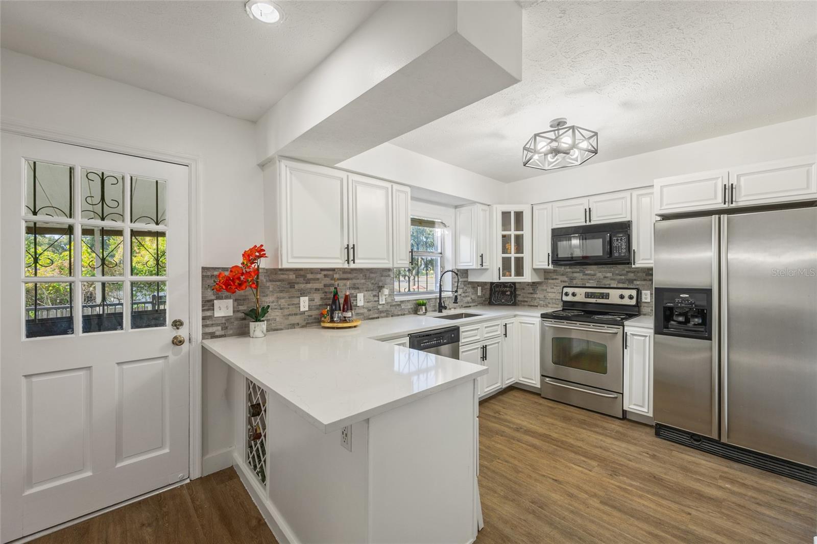 Listing photo id 8 for 4109 Temple Heights Road