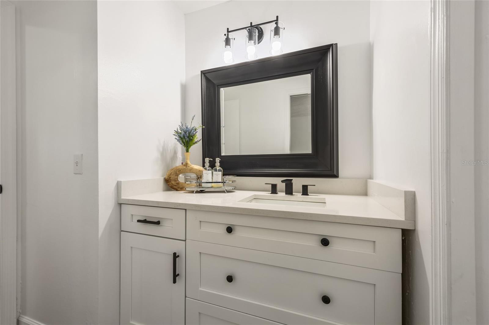 Listing photo id 9 for 4109 Temple Heights Road