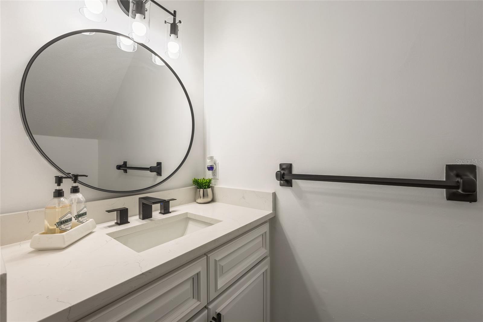 Listing photo id 10 for 4109 Temple Heights Road