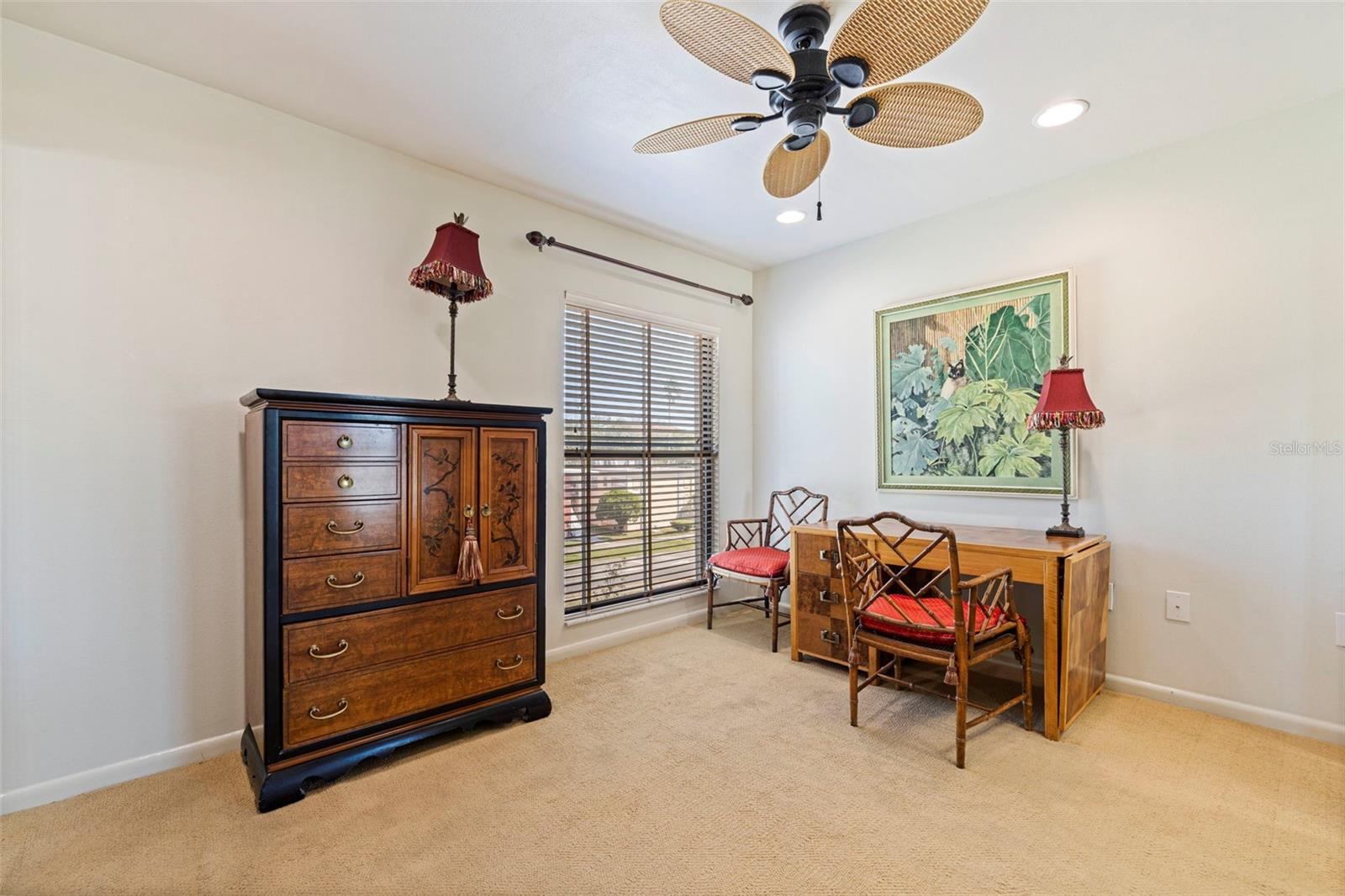 Image 24 of 43 For 164 Davis Boulevard