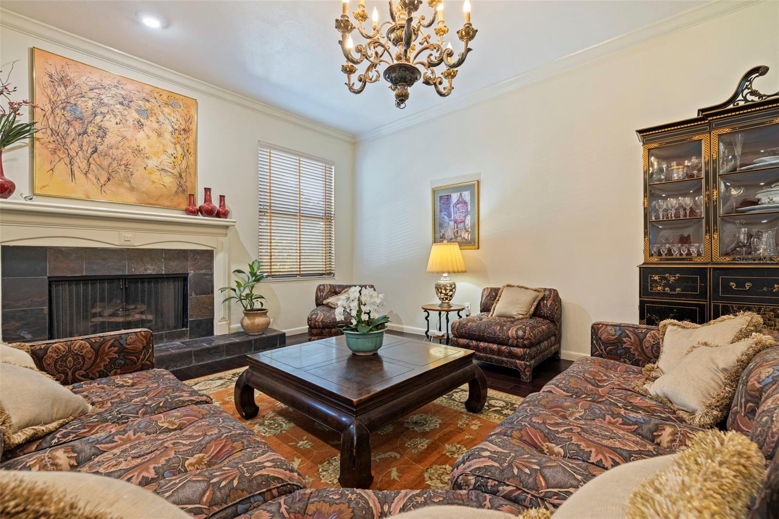 Image 8 of 43 For 164 Davis Boulevard