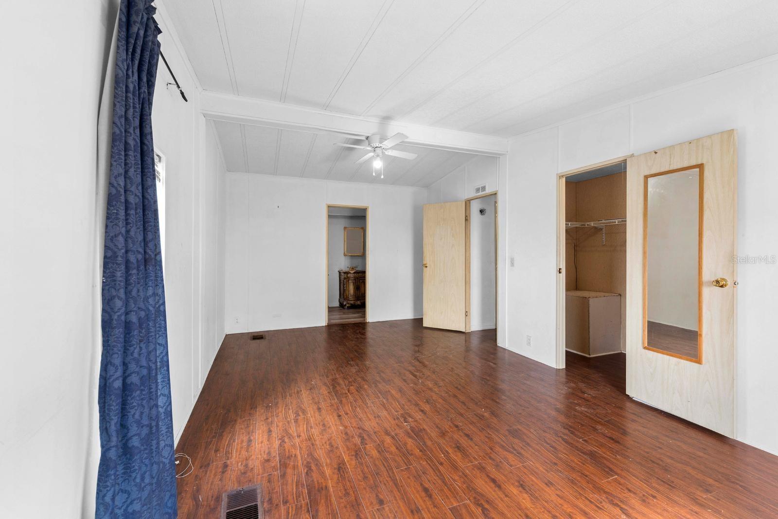 Image 11 of 27 For 4903 Deerwood Drive