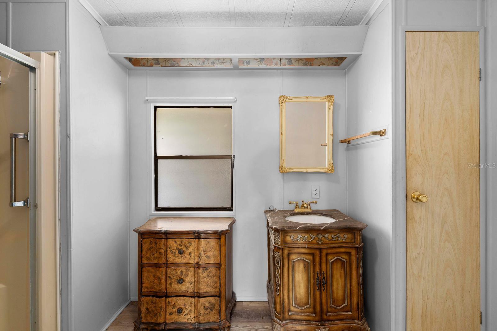 Image 14 of 27 For 4903 Deerwood Drive