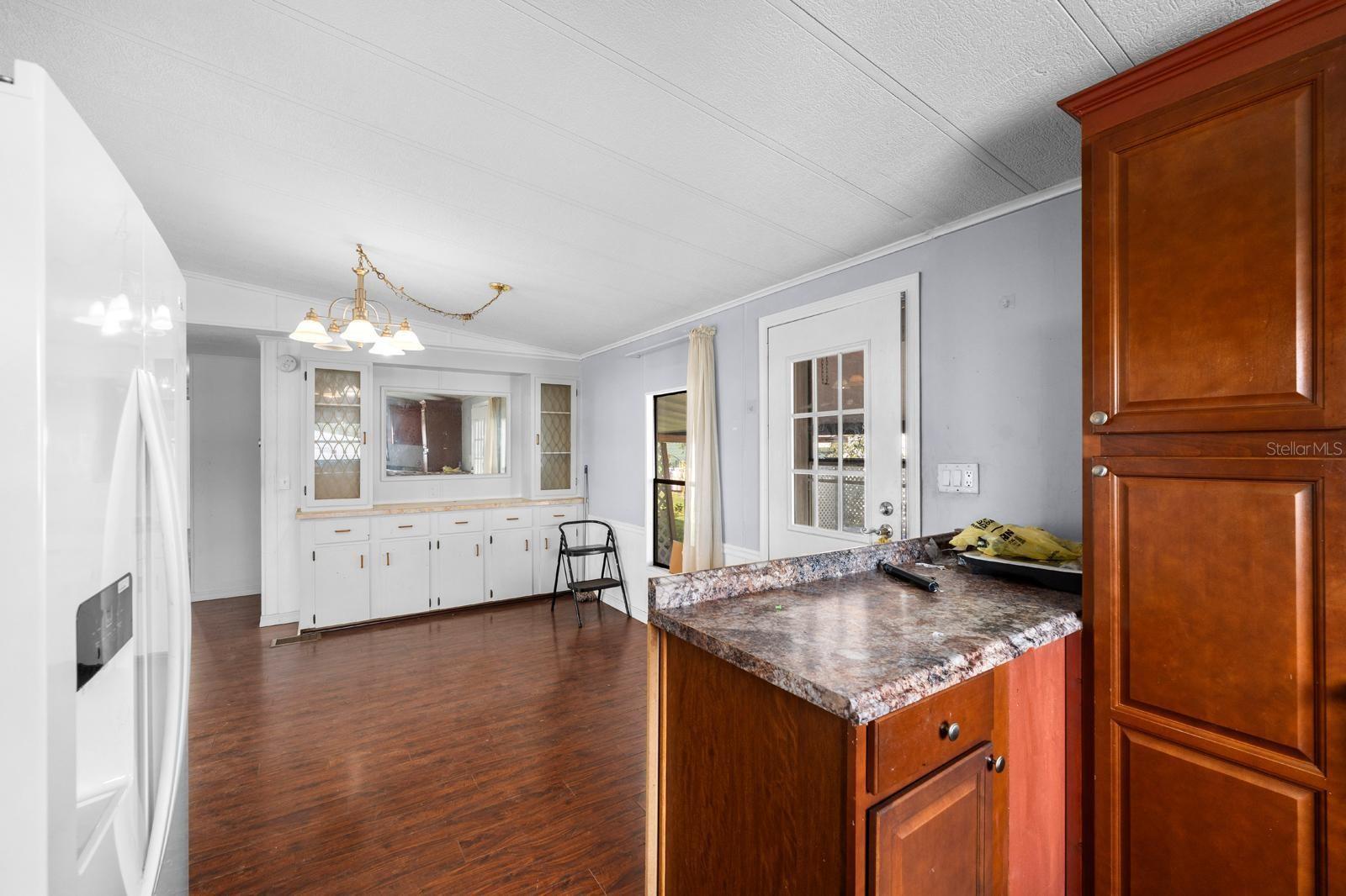 Image 6 of 27 For 4903 Deerwood Drive