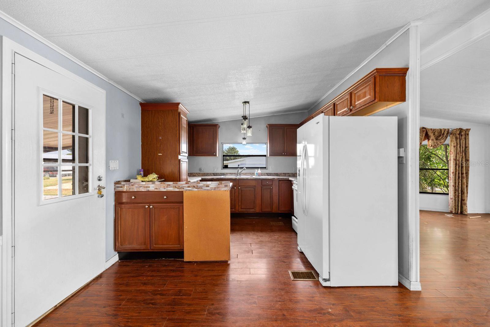 Image 9 of 27 For 4903 Deerwood Drive