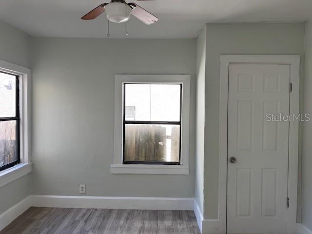 Image 4 of 11 For 2222 10th Street S