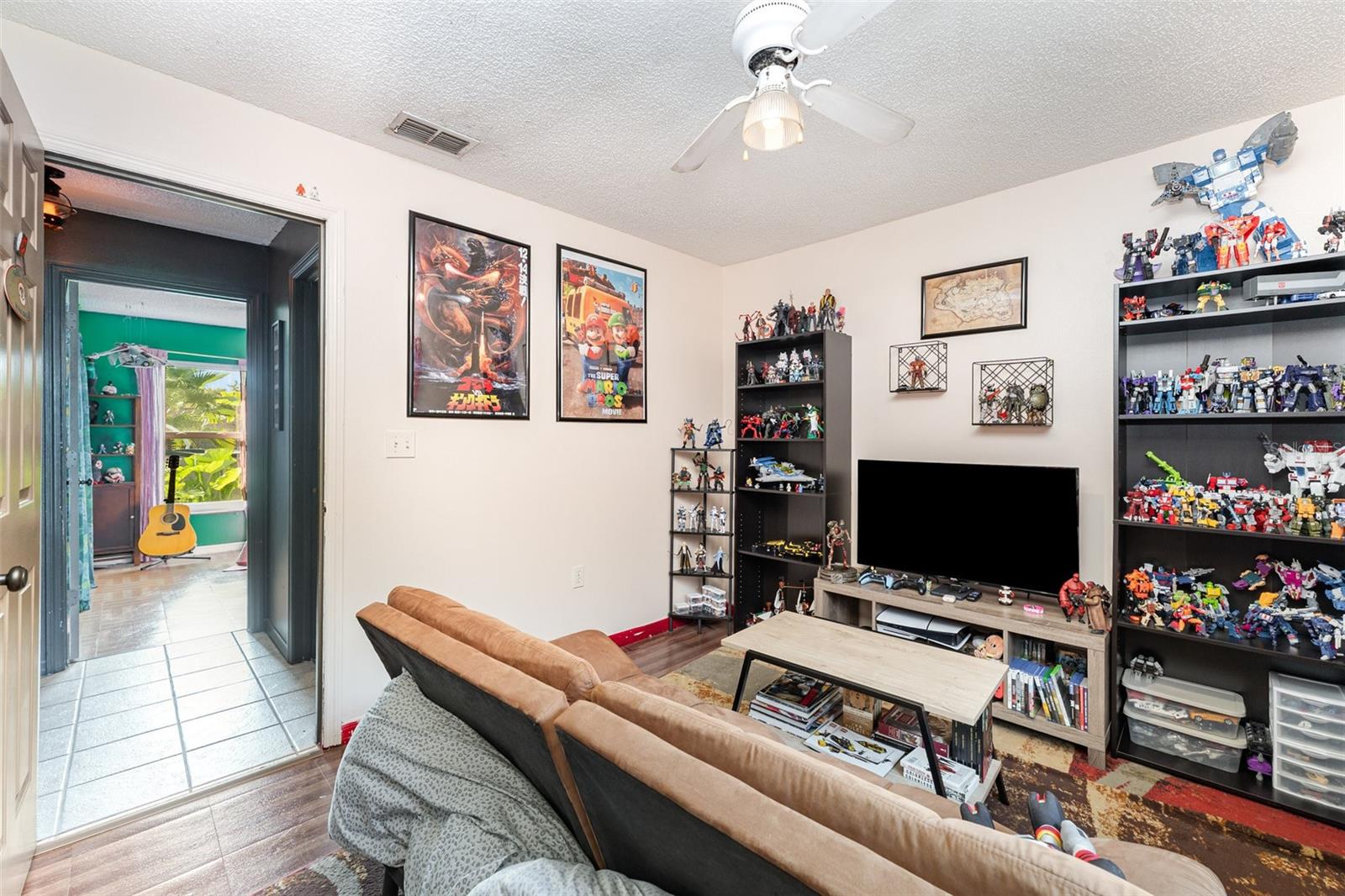 Image 14 of 30 For 710 Toulon Drive