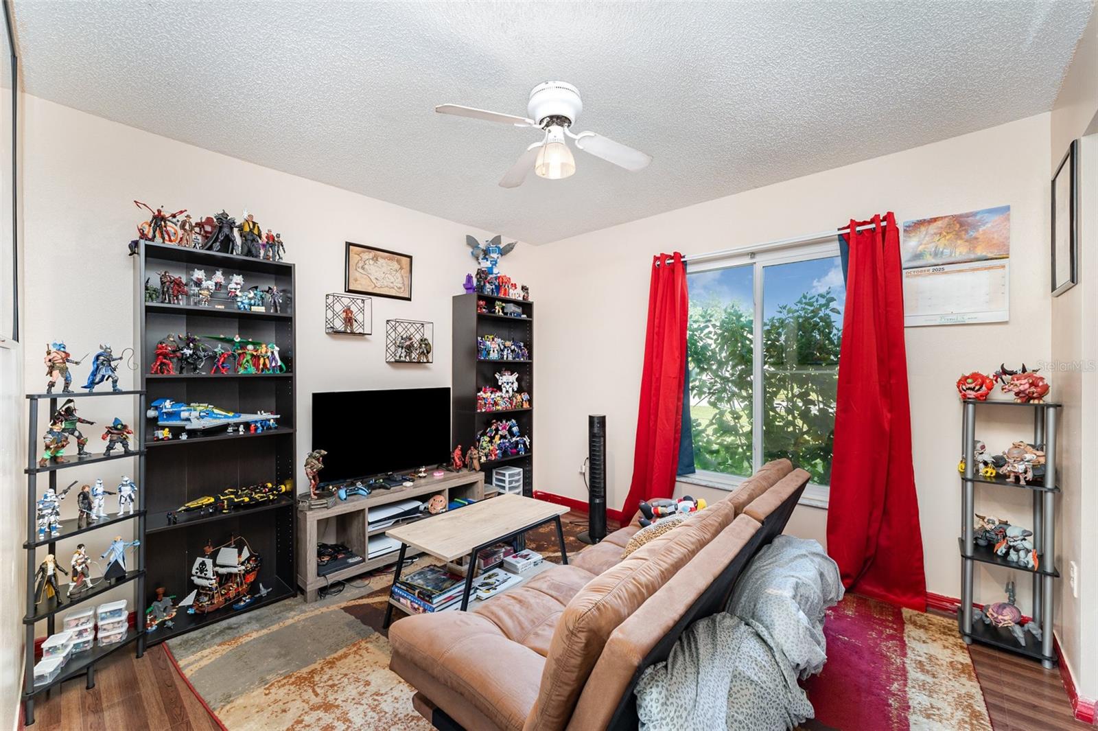 Image 16 of 30 For 710 Toulon Drive