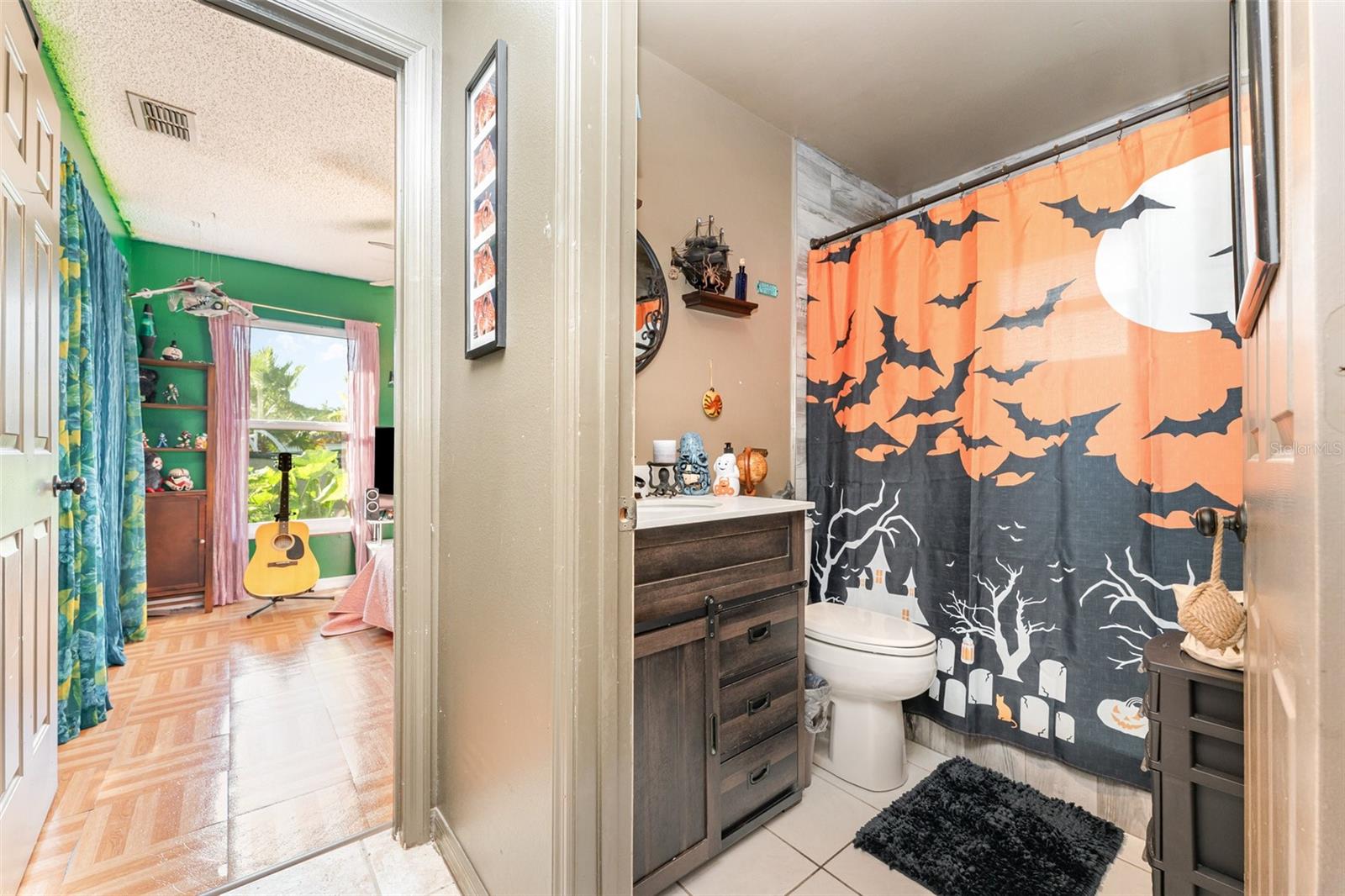 Image 20 of 30 For 710 Toulon Drive