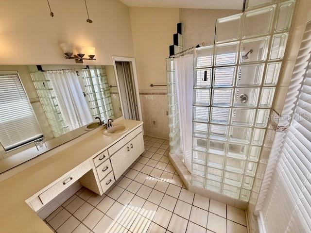 Image 19 of 30 For 906 Chipaway Drive