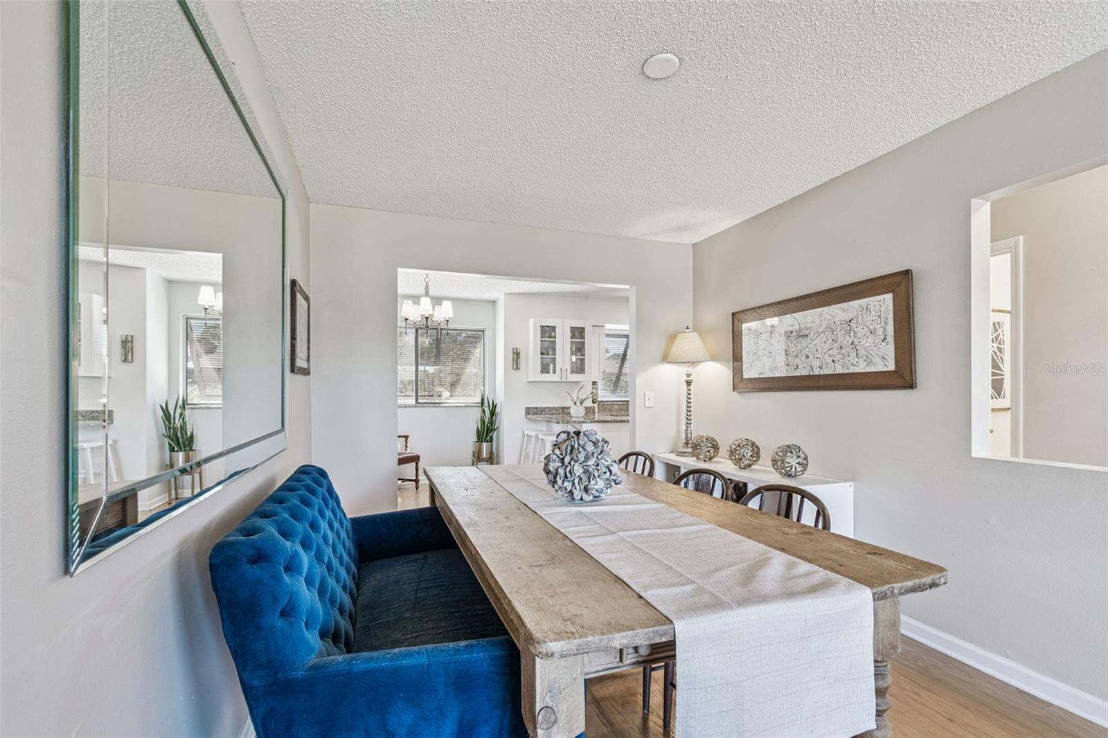 Image 19 of 59 For 13964 Lake Point Drive