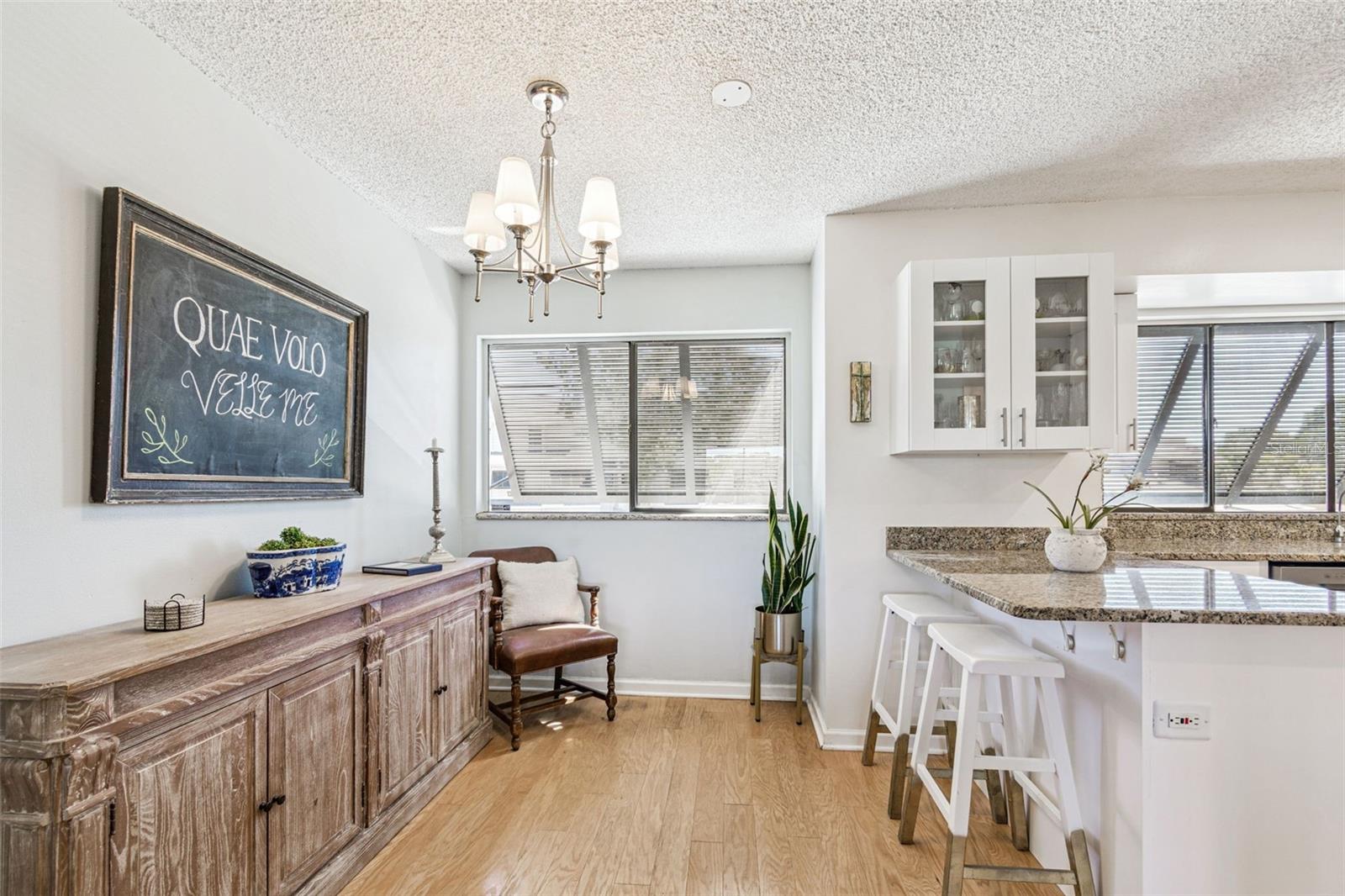 Image 20 of 59 For 13964 Lake Point Drive