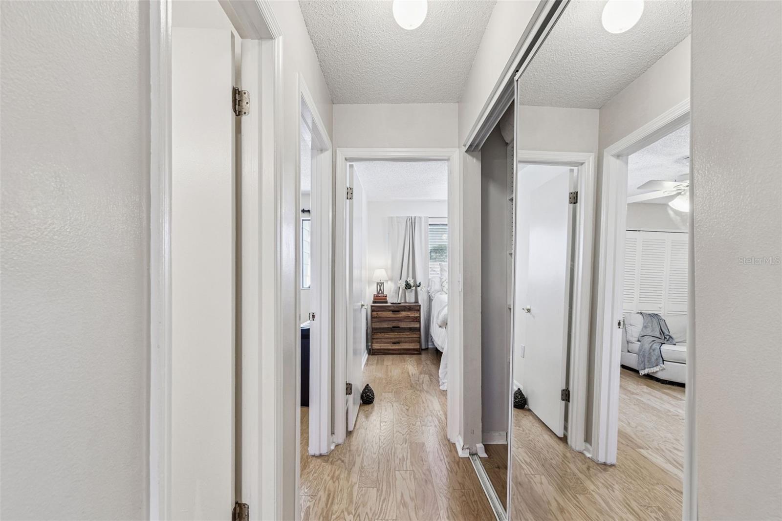 Image 30 of 59 For 13964 Lake Point Drive