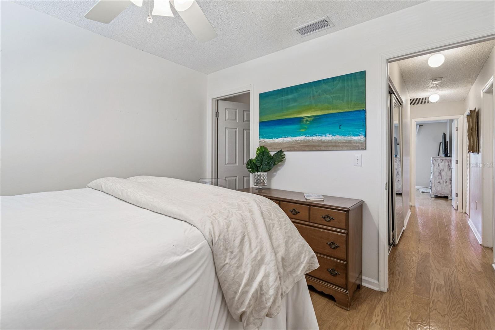 Image 44 of 59 For 13964 Lake Point Drive