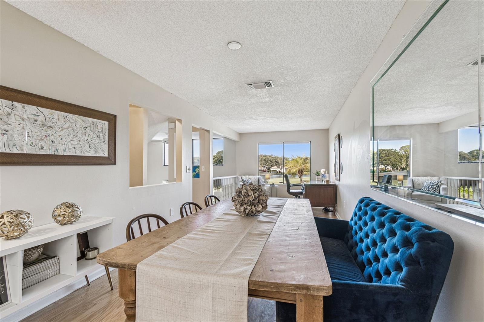 Image 7 of 59 For 13964 Lake Point Drive