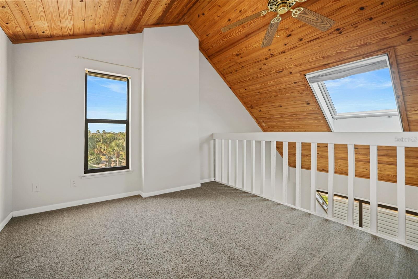 Image 24 of 43 For 1355 Pinellas Bayway S 19