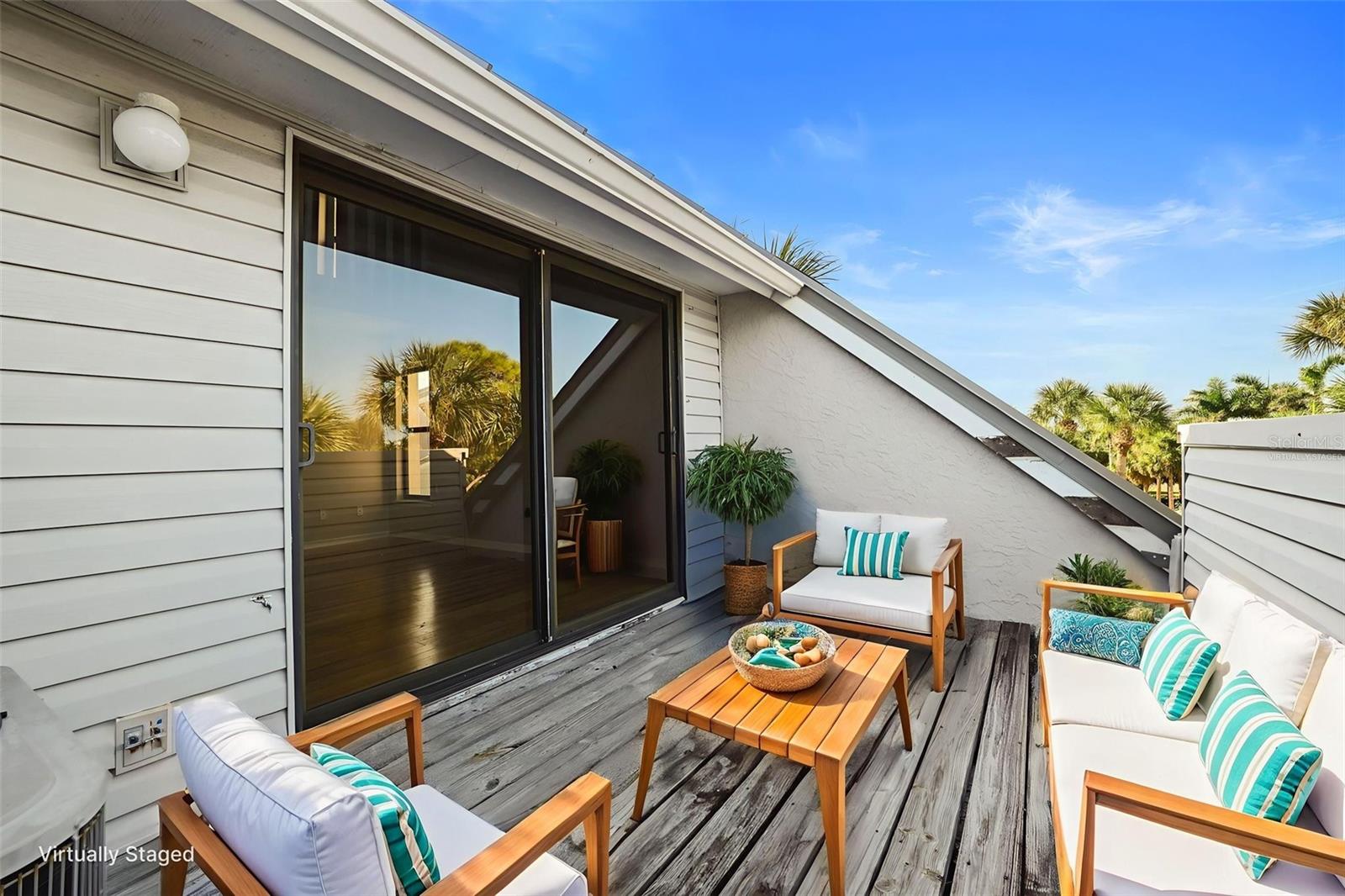 Image 27 of 43 For 1355 Pinellas Bayway S 19