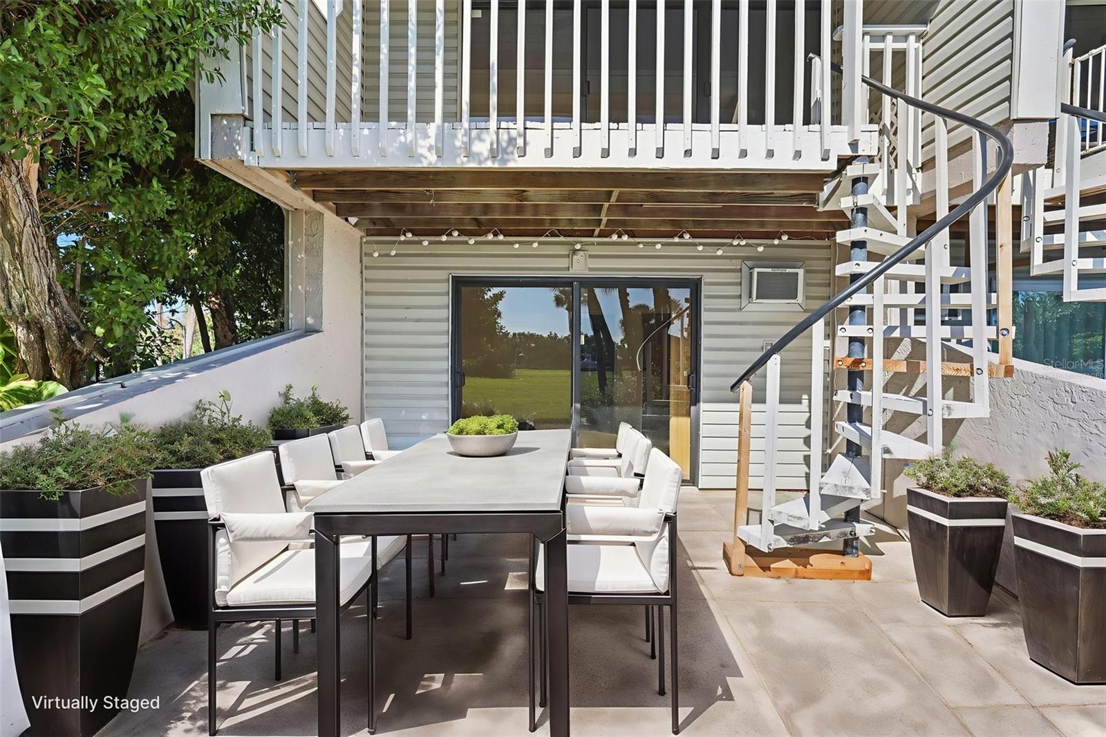 Image 32 of 43 For 1355 Pinellas Bayway S 19