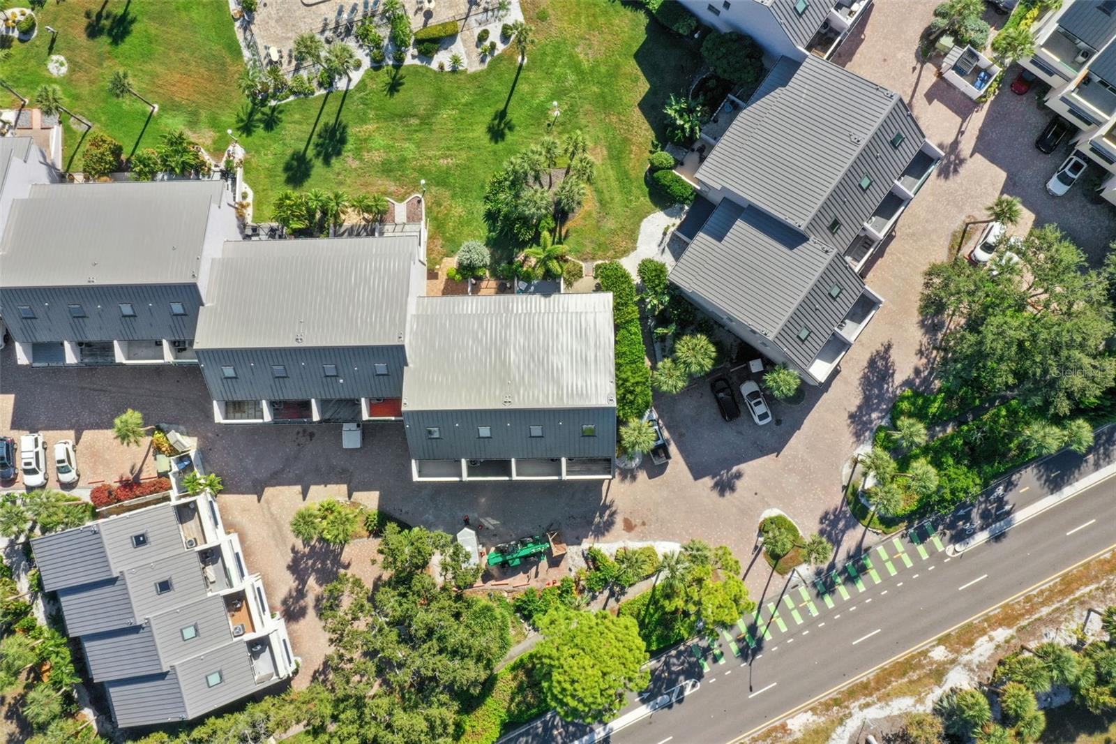 Image 40 of 43 For 1355 Pinellas Bayway S 19