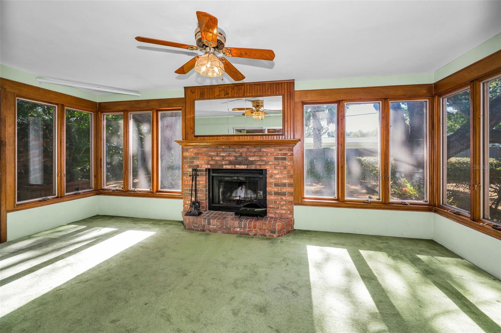 Image 13 of 68 For 2218 Hennesen Drive