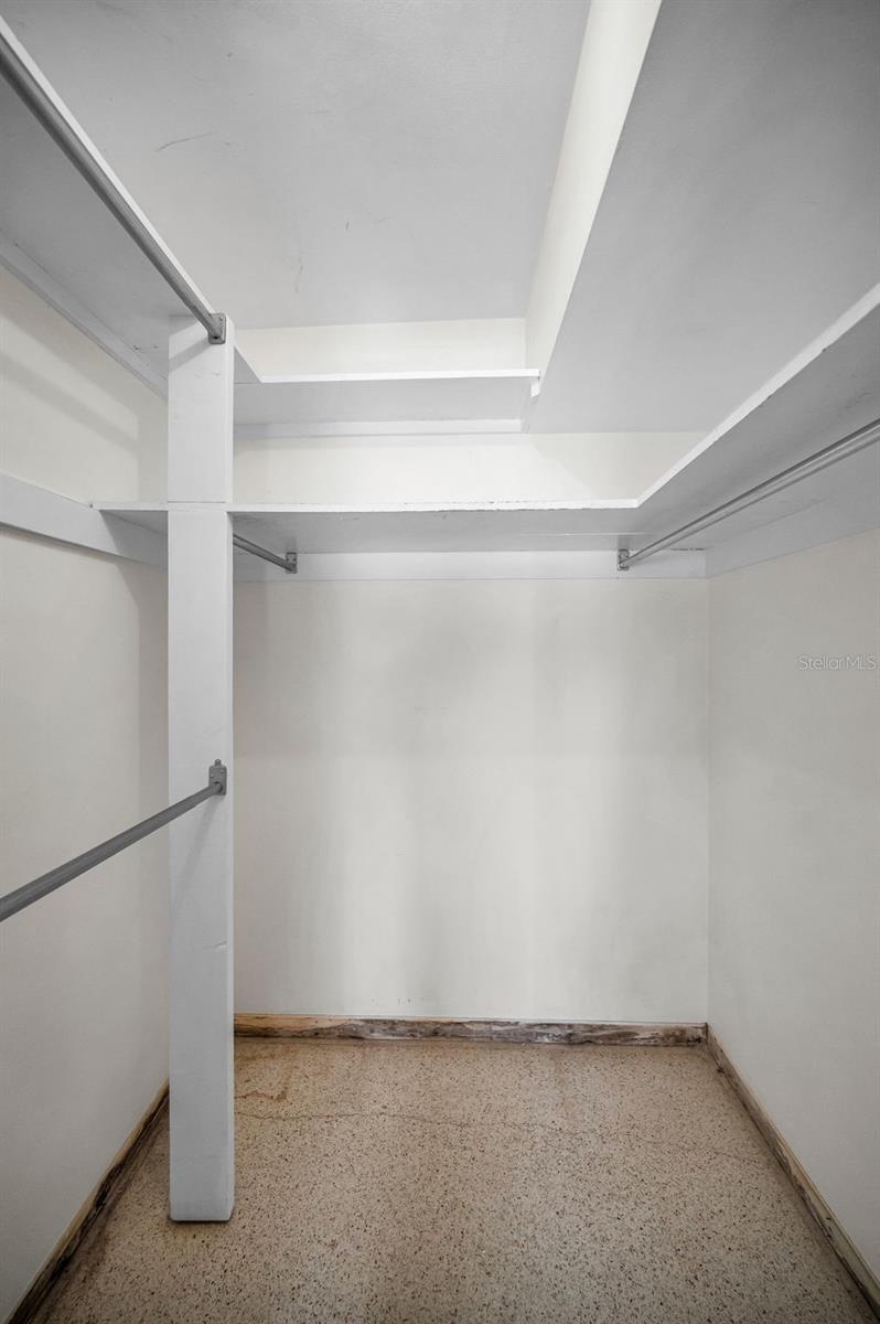 Image 25 of 68 For 2218 Hennesen Drive