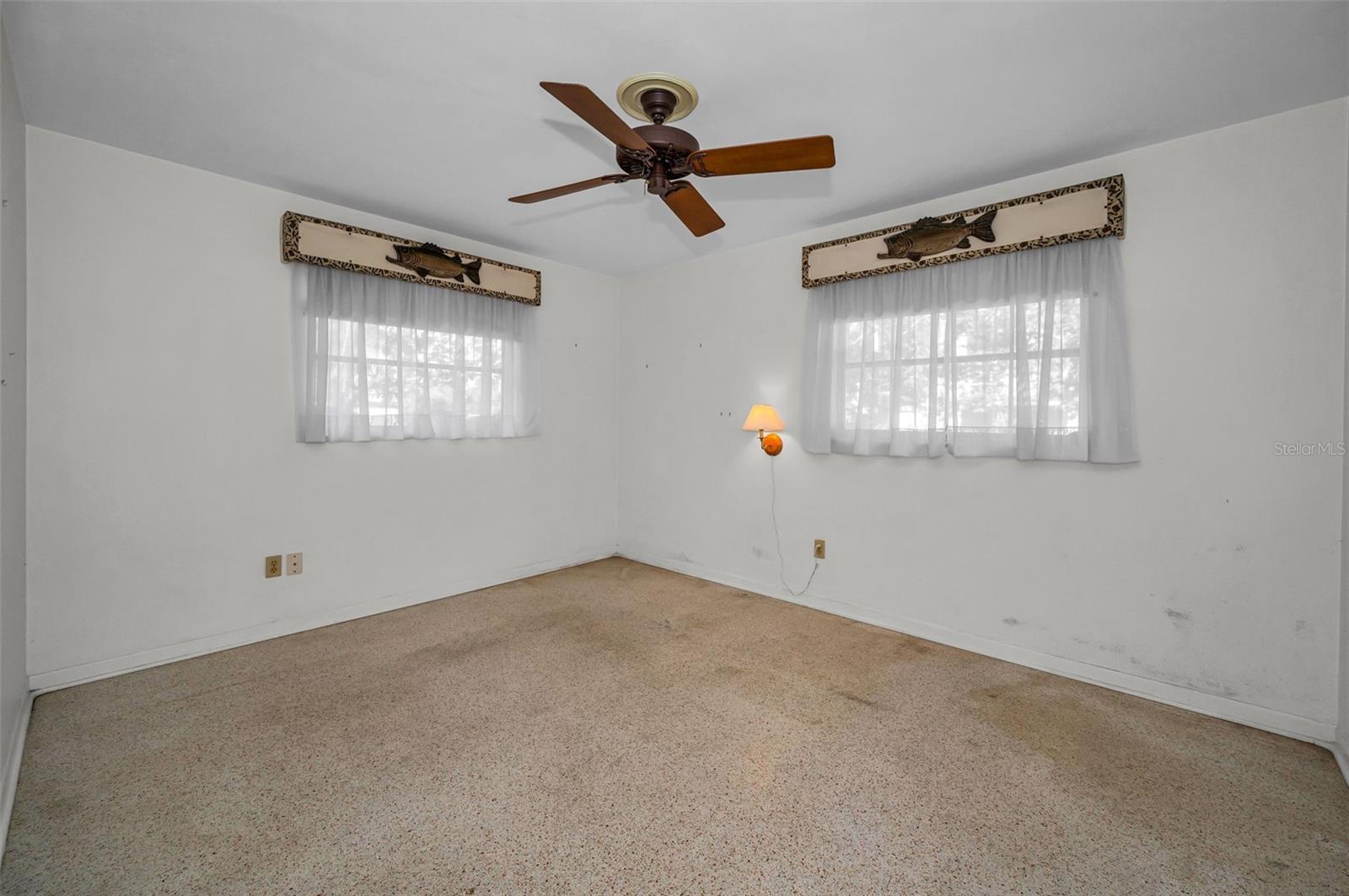 Image 30 of 68 For 2218 Hennesen Drive