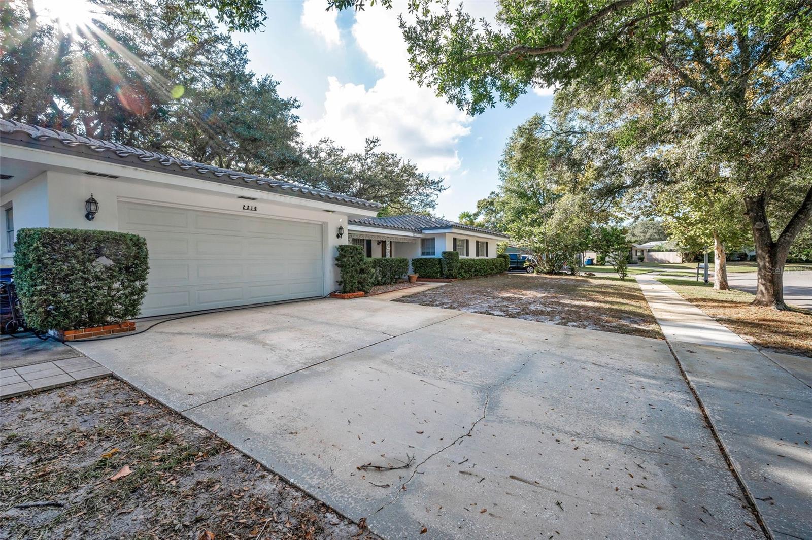 Image 44 of 68 For 2218 Hennesen Drive