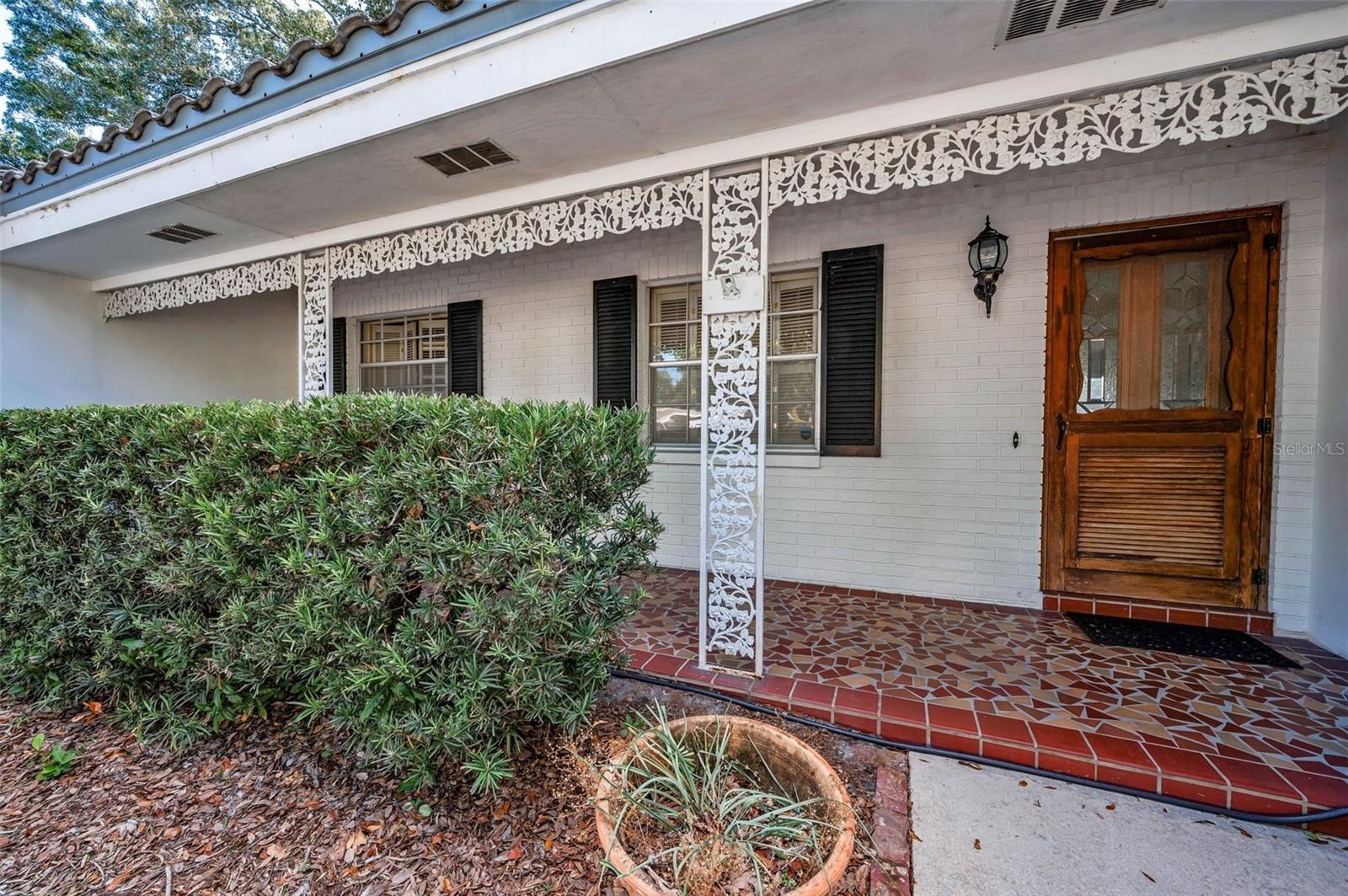 Image 7 of 68 For 2218 Hennesen Drive