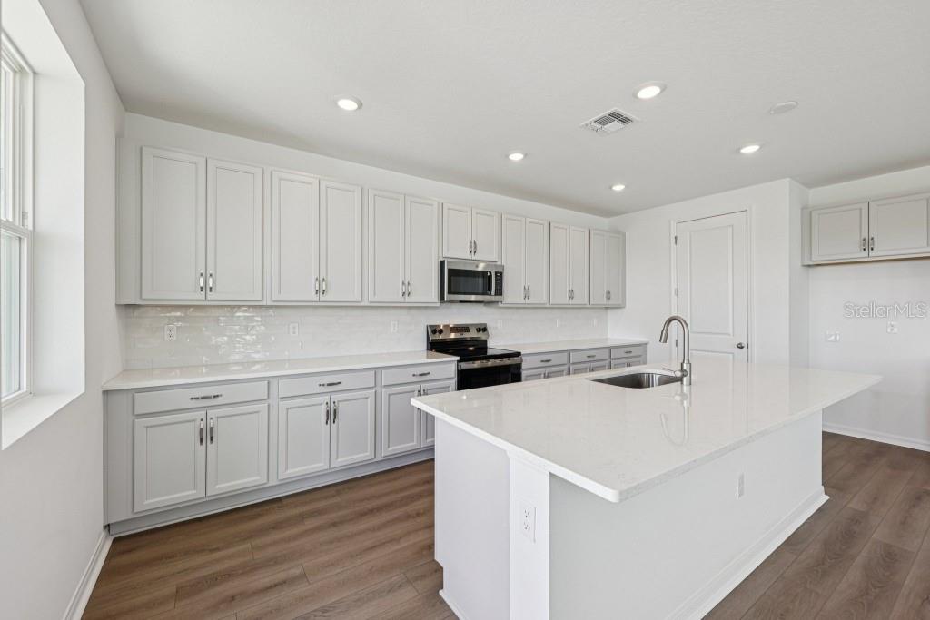 Image 20 of 55 For 30121 Misty Pines Rd