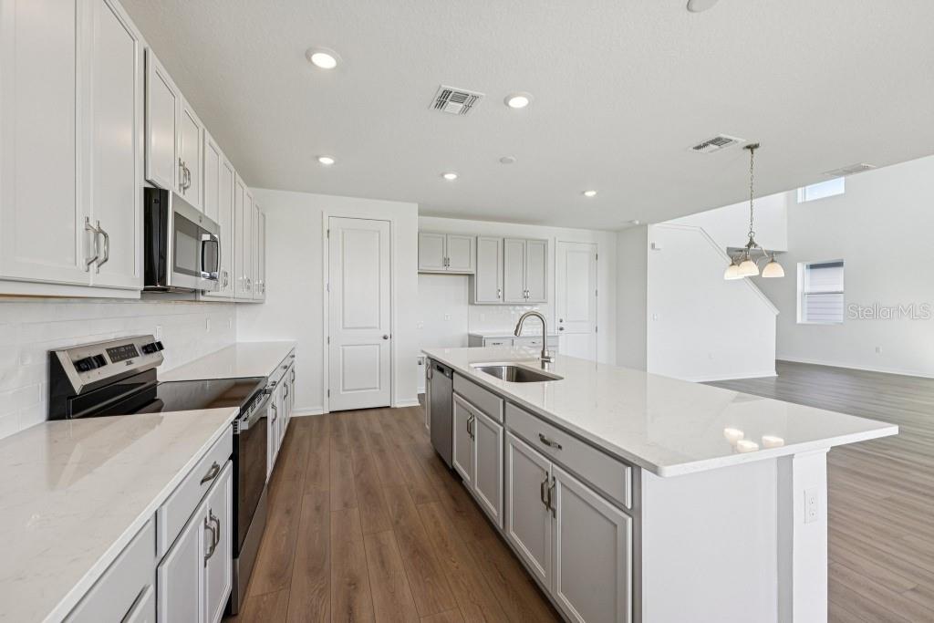 Image 23 of 55 For 30121 Misty Pines Rd