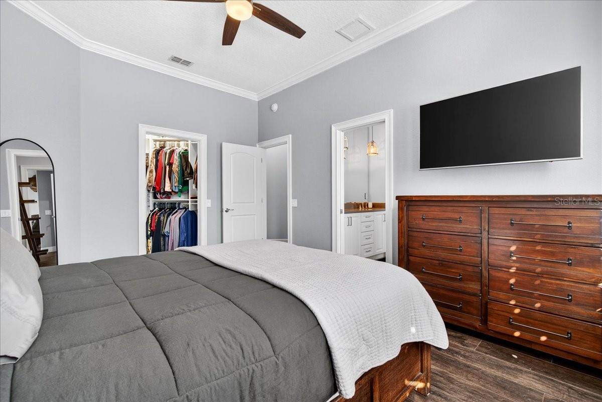 Image 41 of 64 For 2800 Cypress Court