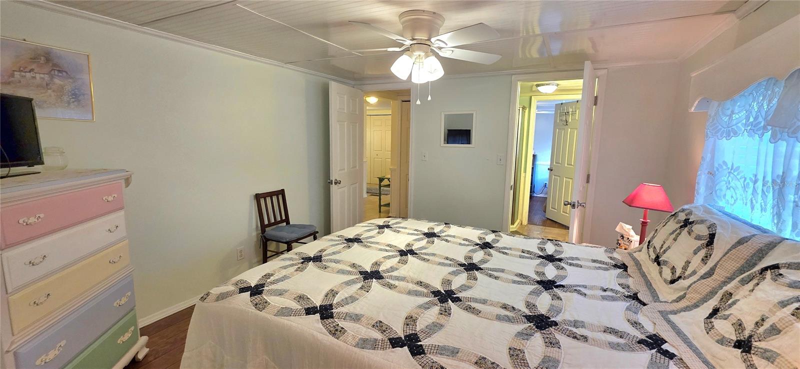 Image 41 of 100 For 5244 Mohawk Street