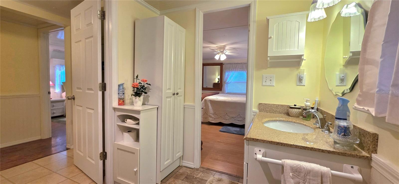 Image 48 of 100 For 5244 Mohawk Street