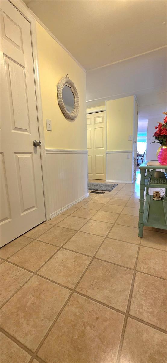 Image 53 of 100 For 5244 Mohawk Street