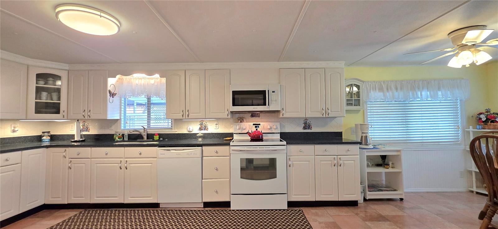 Image 57 of 100 For 5244 Mohawk Street