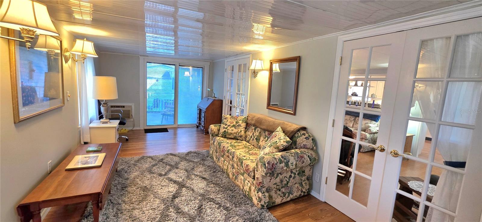 Image 72 of 100 For 5244 Mohawk Street